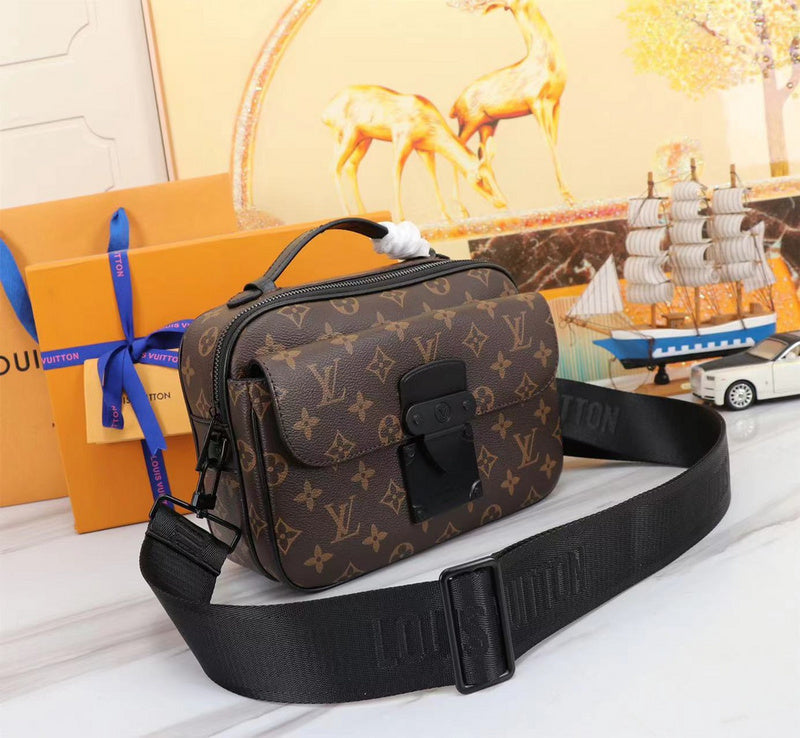GLP066 High quality leather bag men bag 22 x 18 x 8CM