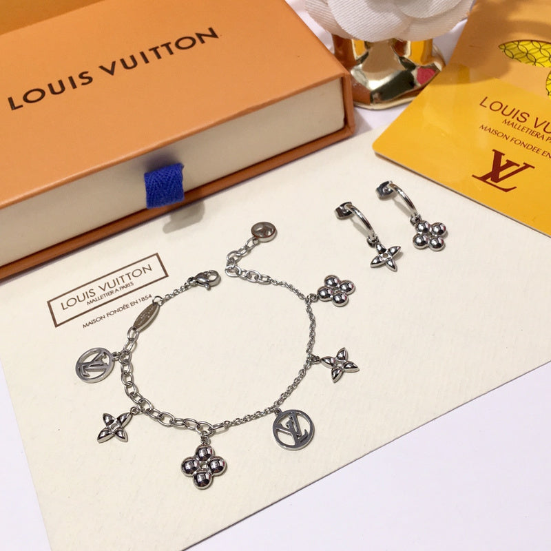 LVB32 Bracelet women bangle Jewelry