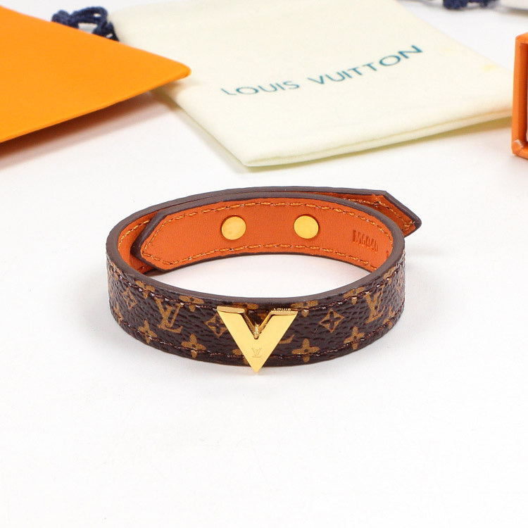 LVB83 flower leather letter Pendant Bracelet 316L steel women Jewelry