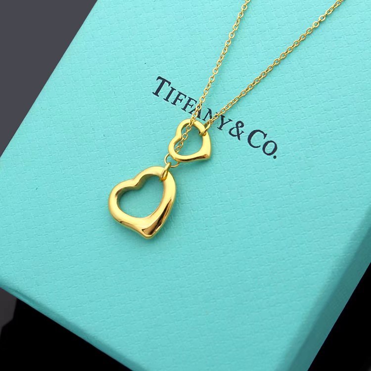 TN026 Women's heart-shaped stainless steel necklace jewelry