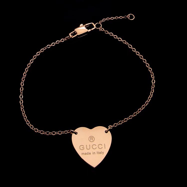 GB011 Gold plated peach heart bracelet jewelry