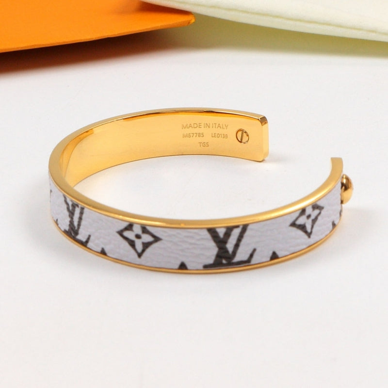 LVB112 White Fashion New Titanium Steel Bracelet Couple Star Flower Leather Semicircle Bracelet Jewelry