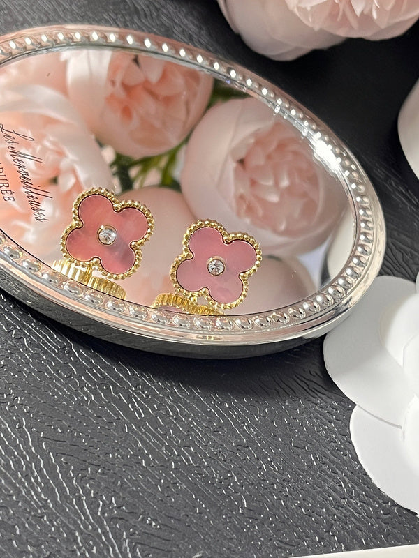 A932 Natural pink mothershell diamond stud earrings jewelry