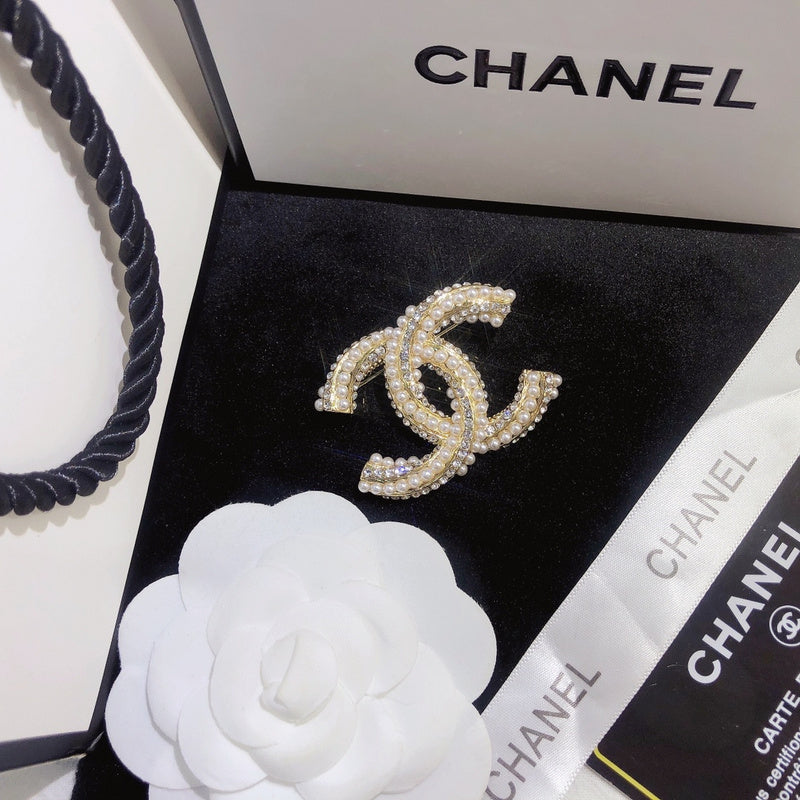 CD023 Women brooch gold-plated jewelry