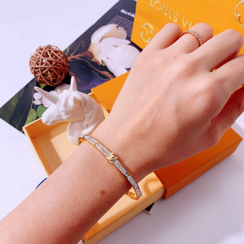 LS073 Ladies Shiny Sticky Clay Diamond Narrow Edition Titanium Steel Bracelet Jewelry