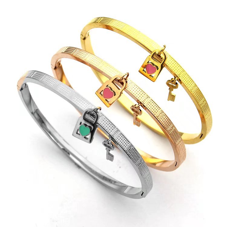 TB07 Lock Key Heart Oil Drop Bracelet Jewelry