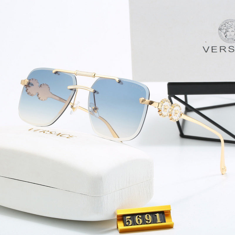 5691 Sunglasses with box