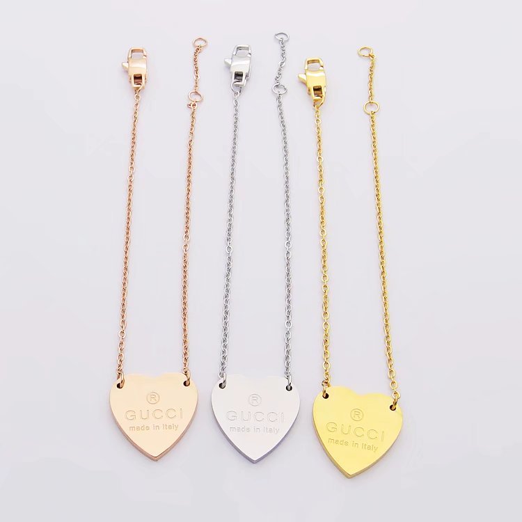 GB011 Gold plated peach heart bracelet jewelry