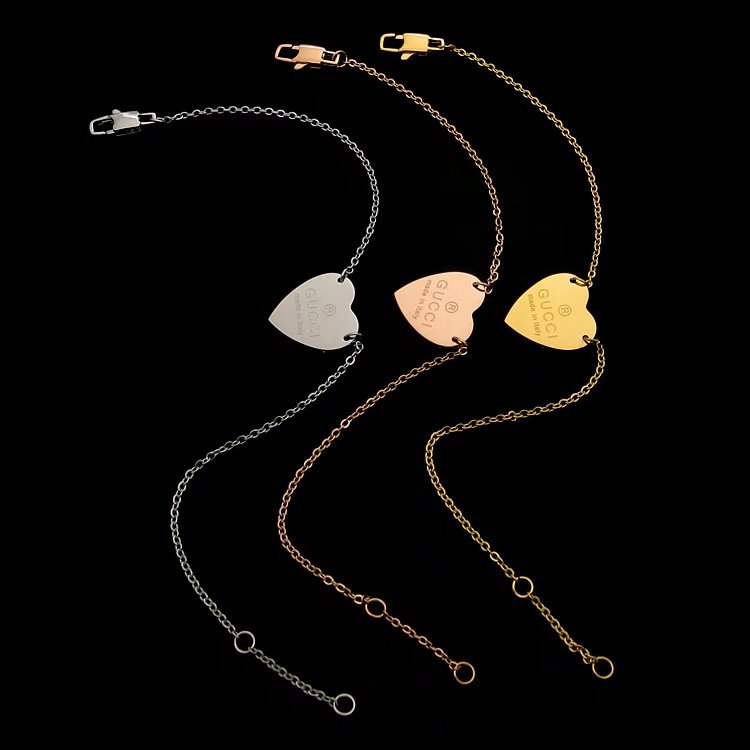 GB011 Gold plated peach heart bracelet jewelry