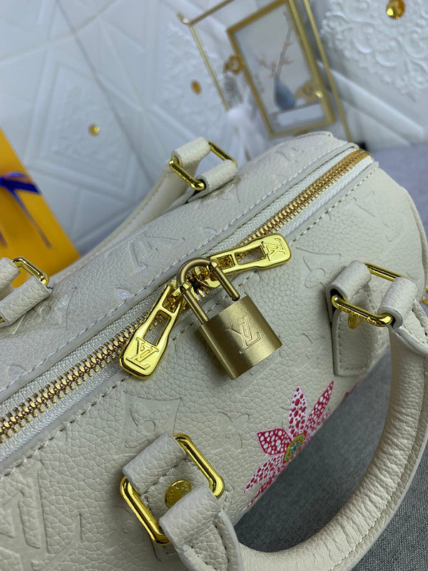 GLP063 Bag 20.5x13.5x12CM Leather High Quality Hand bag