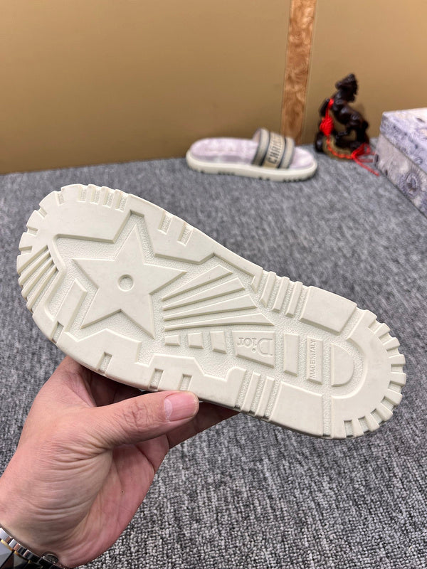 YDS2 shoes women slippers with all packaging