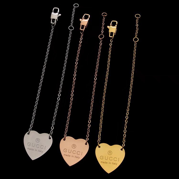 GB011 Gold plated peach heart bracelet jewelry