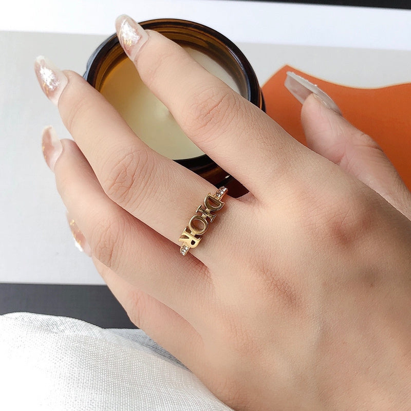 J085 Diamond ring Jewelry