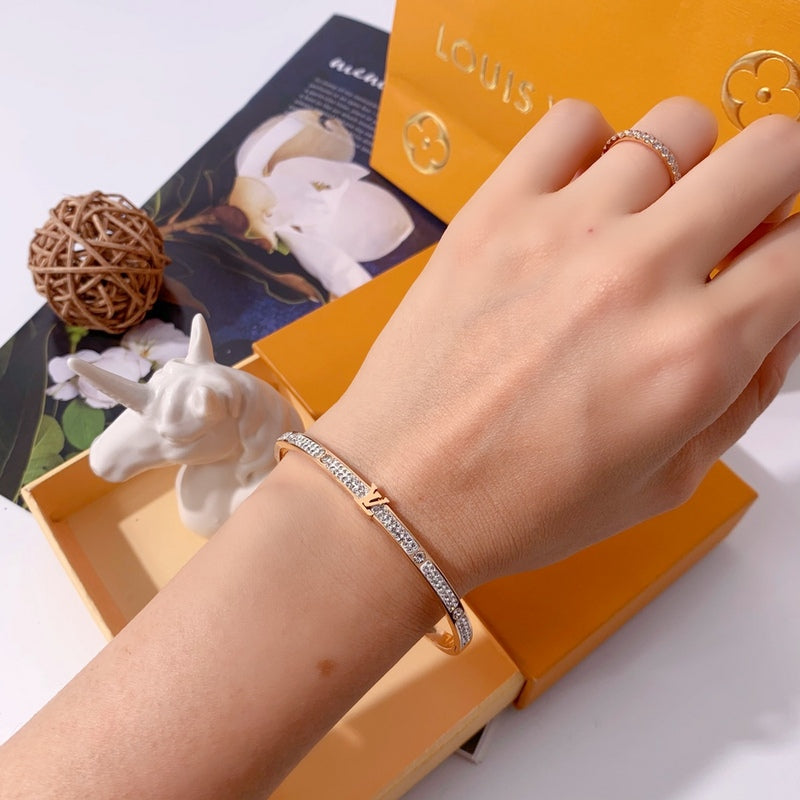 LS073 Ladies Shiny Sticky Clay Diamond Narrow Edition Titanium Steel Bracelet Jewelry