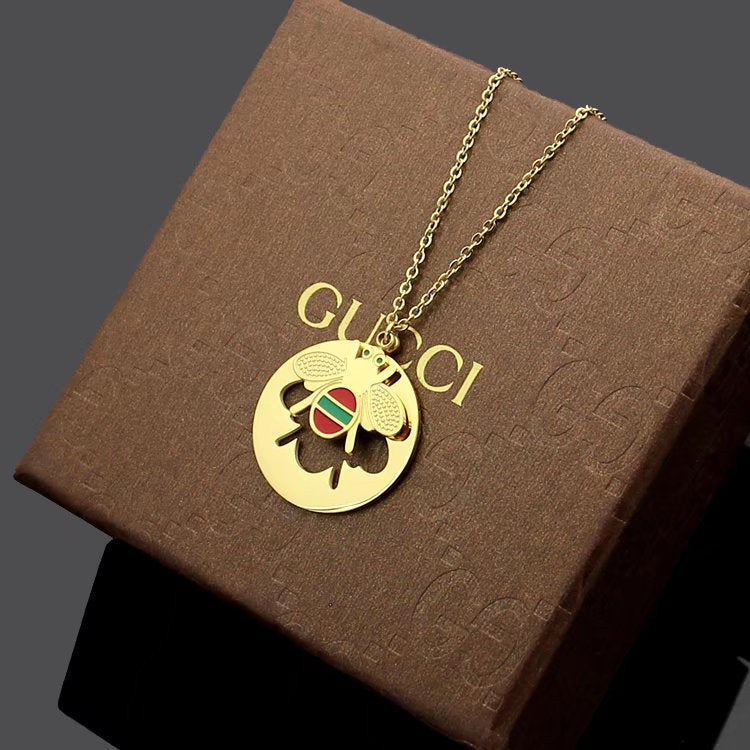 GN05 Round Bee Pendant Necklace Jewelry