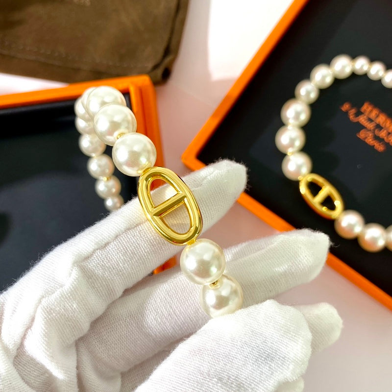 HB48 Exquisite retro and charming pig nose pearl bracelet Jewelry