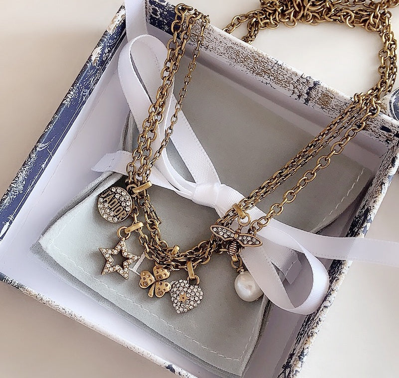 DIN22 Classic ladies love star clover necklace Jewelry