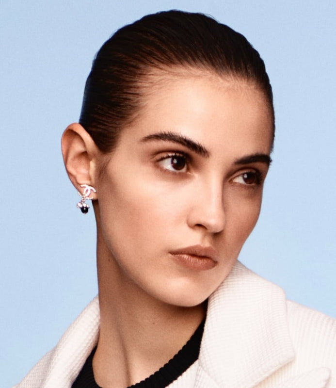 CHE137 Classic Petal Pearl Stud Earrings Jewelry