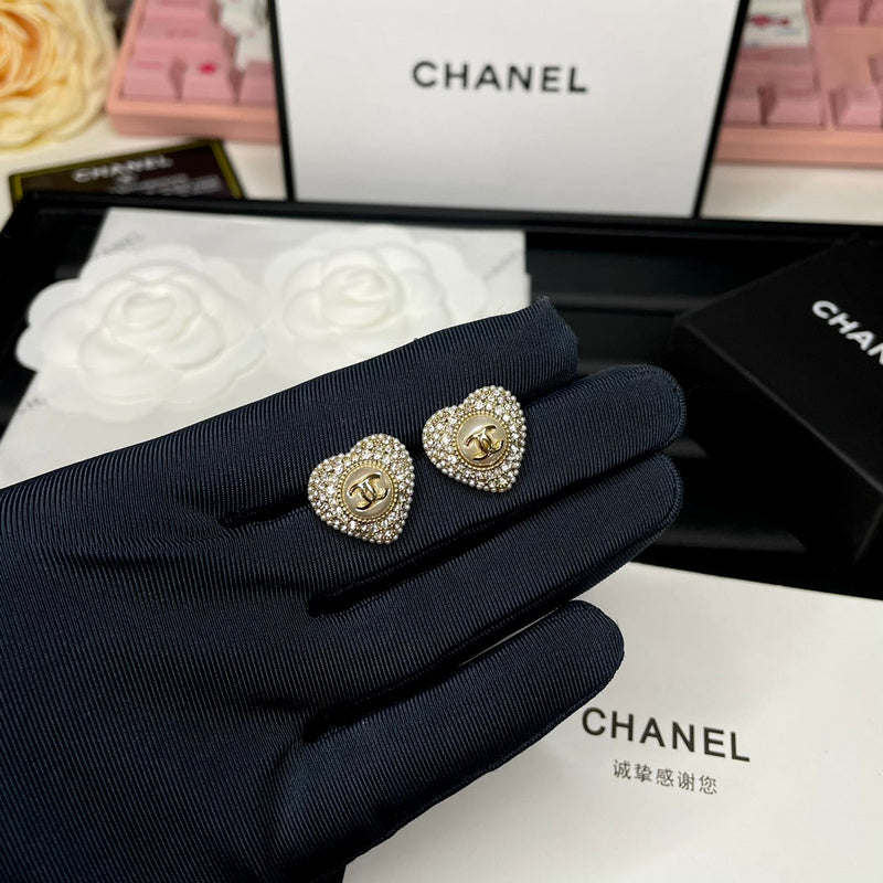 CHE63 Double C full drill double heart stud earrings Jewelry
