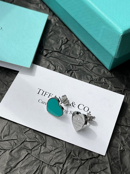 A1048   Women's titanium steel new fashion earrings