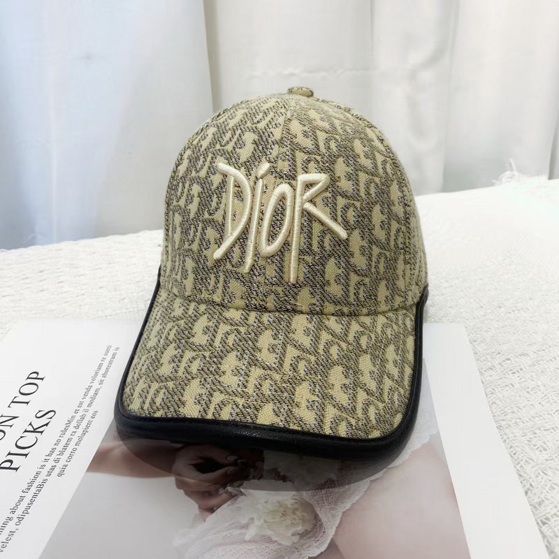 DIH34   New Sun Hat Duck Tongue Hat