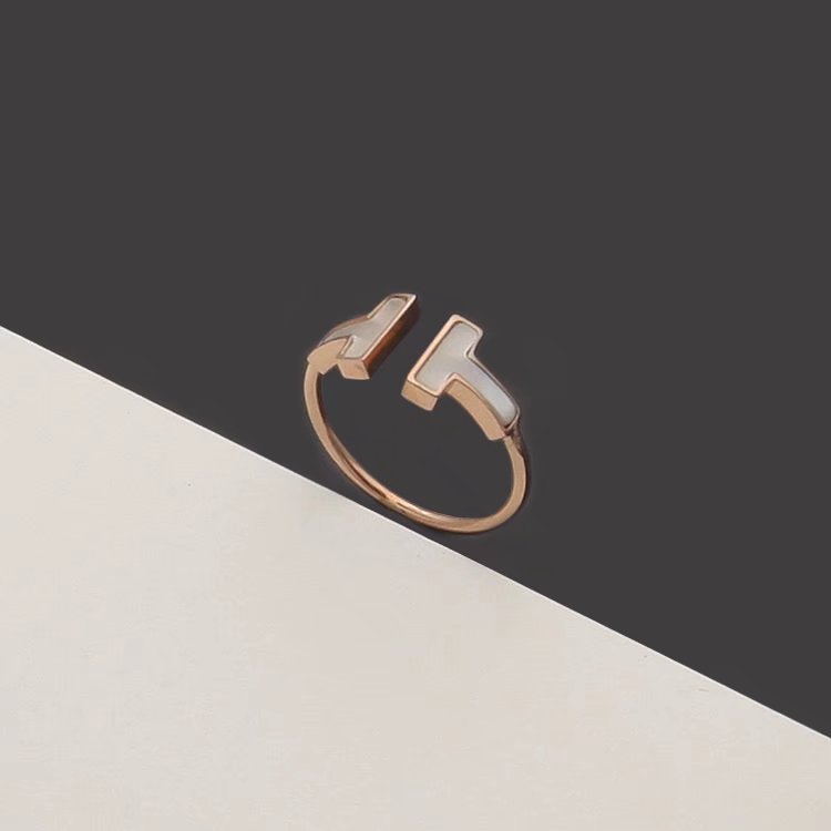 TJ01  Double T Shell Ring Jewelry