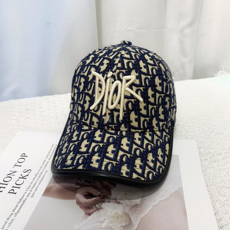 DIH34   New Sun Hat Duck Tongue Hat