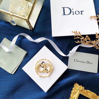 DX10  women brooch gold-plated jewelry